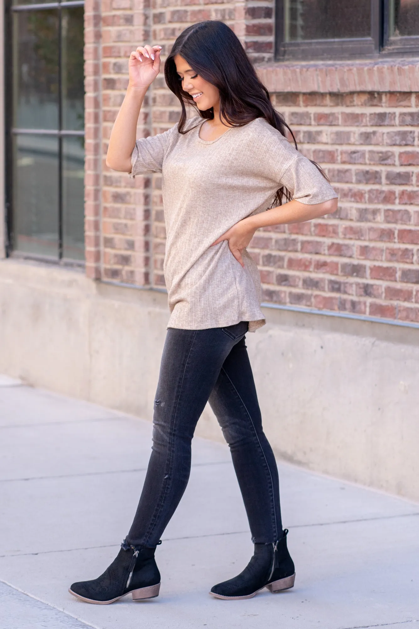 Relaxed Knit Top - Taupe